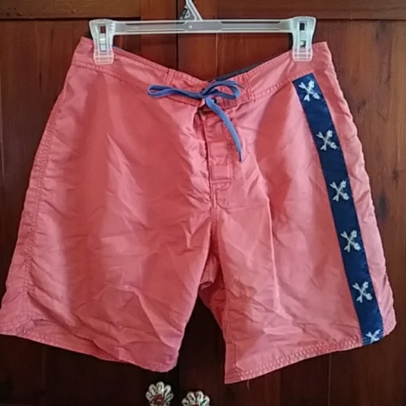 Vineyard Vines Other - Mens Vineyard Vines Swim Trunks Size 34